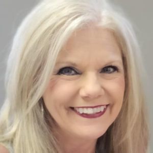 Meet your Posher, Gail